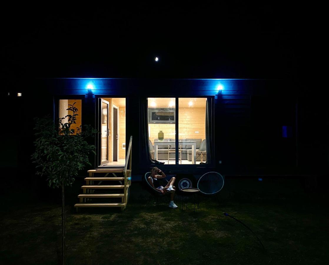 Villa Pixel - Tiny Campus Tîrgu Secuiesc Exterior foto